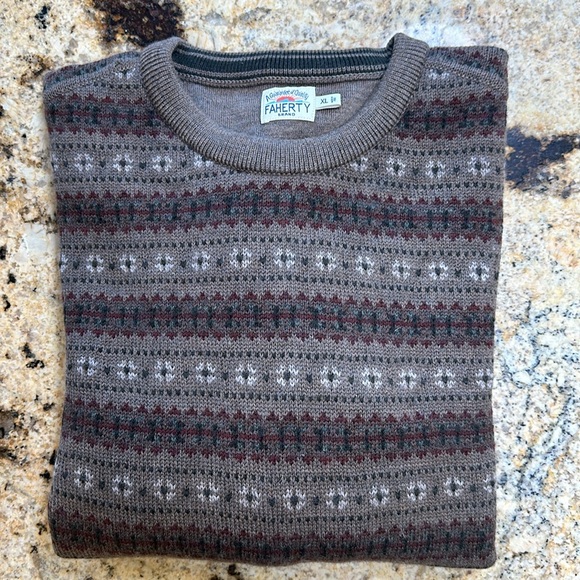 FAHERTY BRAND 100% Merino Wool Sweater - Picture 3 of 10